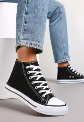Czarne Trampki na Płaskiej Podeszwie z Lamówką Vinys. Czarne trampki Renee, bez wzorów, bez zapięcia. W wyprzedaży za 39.99 zł.