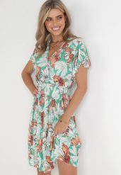 Zielona Sukienka Midi z Gumką w Pasie i Kopertowym Dekoltem w Kwiaty Limena. Zielone sukienki Born2be, l, bez wzorów, bez kołnierzyka, bez ramiączek, midi, kopertowe. Za 49.99 zł.