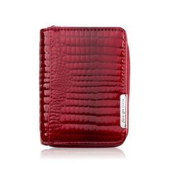 Portfel damski skórzany mini czerwony ze zwięrzęcym wzorem lakierowany SP-18-CRD. Czerwone portfele bez wzorów, z lakierowanej skóry. Za 59.00 zł.