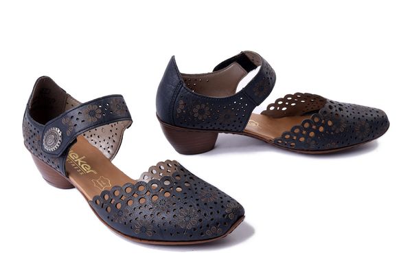 RIEKER 43753-14 blue, czółenka damskie. Niebieskie czółenka Rieker, na lato, bez wzorów, bez obcasa, na obcasie, bez zapięcia. Za 319.90 zł.