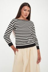 Sweter damski Stecca WEEKEND MAX MARA. Swetry Weekend Max Mara, l, bez wzorów, bez ramiączek. Za 839.00 zł.