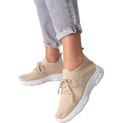 Buty sportowe damskie Shelovet ze sznurowaniem beżowe beżowy. Brązowe buty treningowe SHELOVET, bez wzorów, bez zapięcia. Za 89.00 zł.