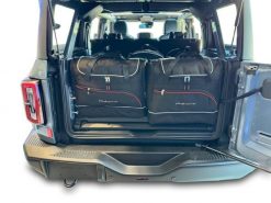 Torby Do Bagażnika Ford Bronco Outer Banks 2023+ 5Szt Kjust. Czarne torby podróżne KJUST, bez wzorów, z kauczuku. Za 1,546.00 zł.