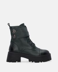 ZIELONE SKÓRZANE WORKERY 45406 PEL OLIV. Zielone botki Venezia, bez wzorów, ze skóry, bez obcasa, bez zapięcia. Za 289.00 zł.