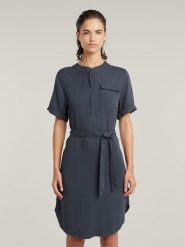 G-Star Sukienka w kolorze granatowym rozmiar: M. Niebieskie sukienki G-Star, na co dzień, m, bez wzorów, z tkaniny, retro, bez kołnierzyka, bez ramiączek, midi, proste. Za 266.03 zł.