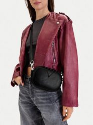 Guess Jeans Torebka CWBEO-GUESS-B-012-09 Czarny. Czarne listonoszki Guess Jeans, z aplikacjami, z jeansu, bez dodatków. Za 199.99 zł.