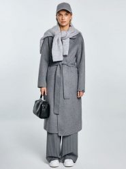 BIG STAR Płaszcz przejściowy w kolorze szarym rozmiar: M. Szare płaszcze BIG STAR, m, bez wzorów, retro, bez kaptura. Za 359.99 zł.