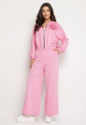 Różowy Komplet Dresowy z Wiskozą Szerokie Spodnie i Bluza ze Stójką i Broszką Redasena. Czerwone bluzy Born2be, bez wzorów, z dresówki, sportowe, bez ramiączek, bez kaptura. W wyprzedaży za 169.99 zł.