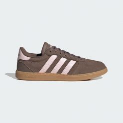 Buty Breaknet Sleek. Brązowe buty trekkingowe adidas, bez wzorów, ze skóry, bez zapięcia, trekkingowe. Za 259.00 zł.