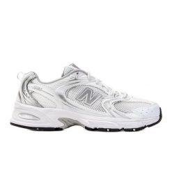 Buty New Balance U MR530EMA białe. Białe buty treningowe bez wzorów, z materiału, bez zapięcia. Za 871.46 zł.