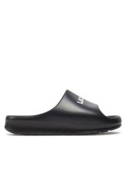 Lacoste Klapki Serve Slide 2.0 747CFA0020 Czarny. Czarne klapki Lacoste, bez wzorów, z syntetyku, bez obcasa, bez zapięcia. Za 259.99 zł.
