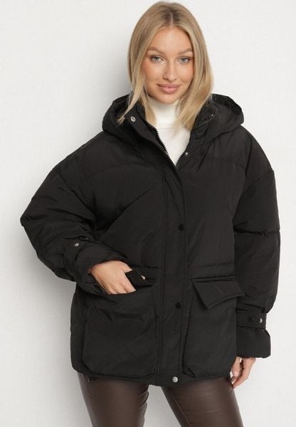 Czarna Pikowana Kurtka Oversize z Kapturem i Paskami przy Rękawach Unitessa. Czarne kurtki Born2be, bez wzorów, z jeansu, z kapturem. Za 279.99 zł.