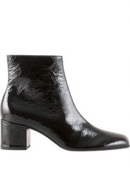 Högl Botki "Daydream" w kolorze czarnym rozmiar: 38,5. Czarne botki Högl, bez wzorów, eleganckie, bez obcasa, bez zapięcia. Za 401.45 zł.