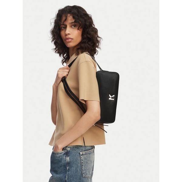Torebka Karl Lagerfeld Jeans. Czarne torebki klasyczne Karl Lagerfeld Jeans, bez wzorów, z jeansu, klasyczne, bez dodatków. Za 426.99 zł.