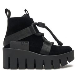 Trzewiki United Nude. Czarne botki United Nude, bez wzorów, bez obcasa, na koturnie, bez zapięcia. Za 1,009.00 zł.