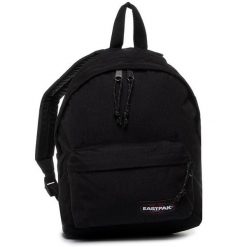 Plecak Eastpak. Czarne plecaki Eastpak, bez wzorów, bez dodatków. Za 169.99 zł.