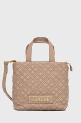 Love Moschino torebka kolor beżowy. Brązowe shopper bag Love Moschino, bez wzorów, na ramię, pikowane, bez dodatków. W wyprzedaży za 519.99 zł.