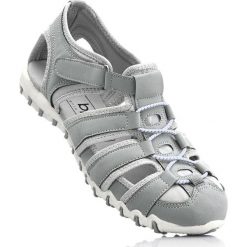 Sandały bonprix jasnoszary. Szare sandały bonprix, sportowe. Za 74.99 zł.