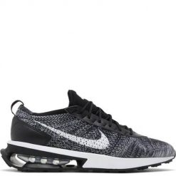 Buty do chodzenia damskie Nike Air Max Flyknit Racer. Białe buty treningowe Nike, bez wzorów, z materiału, bez zapięcia, do biegania, nike air max. Za 609.00 zł.
