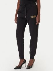 Versace Jeans Couture Spodnie dresowe 80HAAT01 CF01T Czarny Regular Fit. Czarne spodnie dresowe Versace Jeans Couture, bez wzorów, z bawełny. Za 899.99 zł.