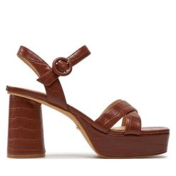 Sandały Guess. Brązowe sandały Guess, z aplikacjami, bez obcasa, na słupku, bez zapięcia. Za 1,109.00 zł.