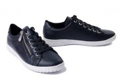 RIEKER N0900-14 blue, półbuty damskie. Niebieskie półbuty wsuwane Rieker, bez wzorów, bez obcasa. Za 251.93 zł.