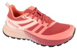 Buty do biegania damskie Inov-8 Trailfly Standard. Czerwone buty do biegania Inov-8, bez wzorów, z gumy, bez zapięcia, do biegania. Za 309.99 zł.