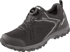 Buty trekkingowe Meindl Abano GTX Boa. Czarne buty trekkingowe MEINDL, bez wzorów, z gore-texu, bez zapięcia, trekkingowe, gore-tex. Za 1,046.90 zł.