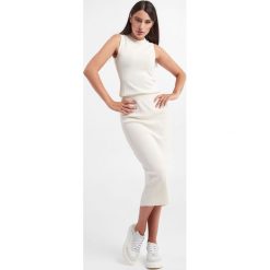 Spódnica ARMANI EXCHANGE. Białe spódnice Armani Exchange, xs, z aplikacjami, z dzianiny, ołówkowe. Za 549.00 zł.