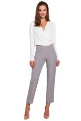 Ecru Stylowa Bluzka z Kopertowym Dekoltem. Czarne bluzki MAKEOVER, l, bez wzorów, z elastanu, eleganckie, bez kołnierzyka, bez ramiączek. Za 154.90 zł.