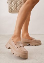 Ciemnobeżowe Mokasyny na Grubej Tłoczonej Podeszwie Dorikharei. Brązowe mokasyny Born2be, bez wzorów, z jeansu. Za 99.99 zł.