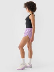4F Spodenki plażowe damskie - fioletowe XL. Fioletowe szorty 4f, bez wzorów, z elastanu, wakacyjne. Za 79.99 zł.
