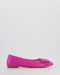 RÓŻOWE BALERINY Z KOKARDĄ 69722Y8006 PINK. Czerwone baleriny Venezia, bez wzorów, ze skóry, bez obcasa, bez zapięcia. Za 299.00 zł.