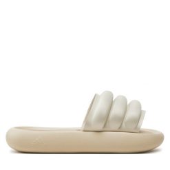 Klapki adidas. Brązowe klapki adidas, bez wzorów, bez obcasa, bez zapięcia. Za 199.99 zł.