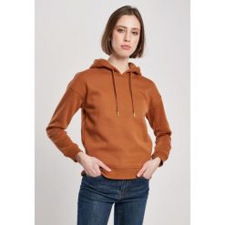 Bluza damska z kapturem Urban Classics-grandes tailles. Brązowe bluzy Urban Classics, s, bez wzorów, z dresówki, klasyczne, bez ramiączek, z kapturem. Za 147.30 zł.