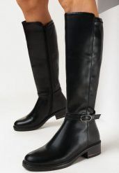 Czarne Kozaki Muszkieterki z Delikatną Klamrą Phaeia. Czarne kozaki Born2be, bez wzorów, bez obcasa, na płaskiej podeszwie, bez zapięcia. Za 129.99 zł.