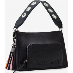 Desigual torebka kolor czarny. Czarne listonoszki Desigual, bez wzorów, bez dodatków. W wyprzedaży za 234.99 zł.