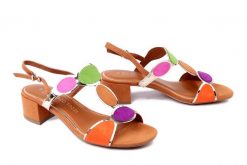 MARCO TOZZI 2-28230-42 3D3 almond multi, sandały damskie. Sandały Marco Tozzi, bez wzorów, z gumy, bez obcasa, na obcasie, bez zapięcia. Za 219.90 zł.