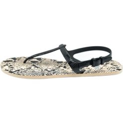 Sandały do chodzenia damskie Puma Cozy Sandal Wns. Czarne sandały Puma, bez wzorów, z materiału, sportowe, bez obcasa, bez zapięcia. Za 47.90 zł.