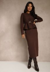 Brązowy Elegancki Komplet Garniturowy z Wiskozą Taliowana Marynarka i Spódnica Zaite. Brązowe marynarki i żakiety Renee, z aplikacjami, z wiskozy, eleganckie, bez ramiączek. Za 209.99 zł.