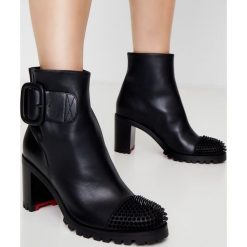 CHRISTIAN LOUBOUTIN - Botki Olivia Snow. Czarne botki CHRISTIAN LOUBOUTIN, bez wzorów, z materiału, eleganckie, bez obcasa, na obcasie, bez zapięcia. Za 4,880.00 zł.
