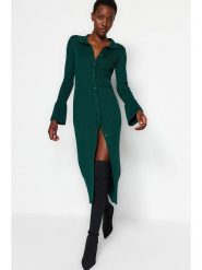 Trendyol Sukienka w kolorze zielonym rozmiar: M. Zielone sukienki Trendyol, m, bez wzorów, prążkowane, bez kołnierzyka, bez ramiączek, midi. Za 91.56 zł.