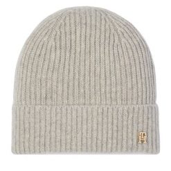 Czapka Tommy Hilfiger. Szare czapki zimowe Tommy Hilfiger, bez wzorów. Za 369.99 zł.