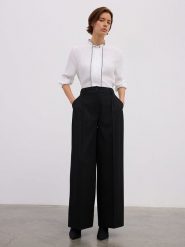 BGN Spodnie w kolorze czarnym rozmiar: 40. Czarne spodnie materiałowe BGN, bez wzorów, z materiału. Za 148.26 zł.