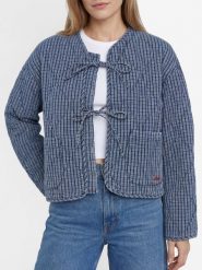 Levi's kurtka pikowana Kobiety niebieski, M. Niebieskie kurtki Levi's, m, bez wzorów, z bawełny, bez kaptura. Za 379.95 zł.