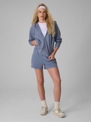4F Bluza dresowa relaxed z kapturem damska - denim XS. Niebieskie bluzy 4f, xs, bez wzorów, z denimu, z kapturem. Za 169.99 zł.