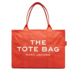 Torebka Marc Jacobs. Brązowe torebki klasyczne Marc Jacobs, bez wzorów, bez dodatków. Za 1,219.00 zł.