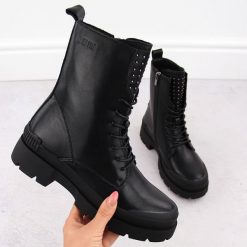 Skórzane workery damskie botki z nitami czarne Big Star OO274A269. Czarne botki BIG STAR, bez wzorów, ze skóry, retro, bez obcasa, bez zapięcia. Za 175.00 zł.