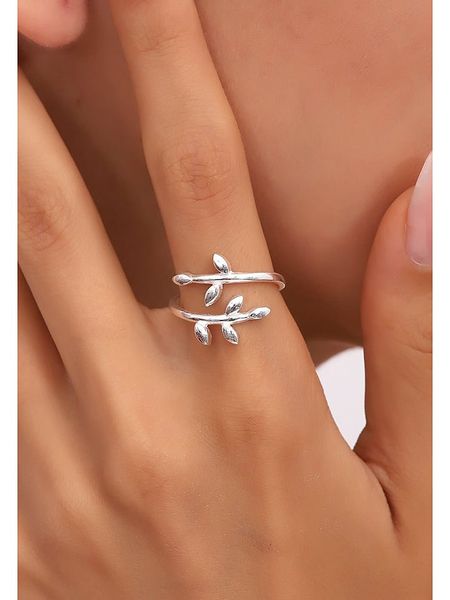 Lodie Silver Srebrny pierścionek rozmiar: onesize. Szare pierścionki Lodie Silver, srebrne. Za 105.45 zł.