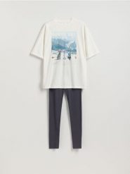 Dwuczęściowa piżama z nadrukiem - granatowy. Niebieskie piżamy Reserved, l, bez wzorów, z bawełny, bez kołnierzyka, bez ramiączek. Za 129.99 zł.